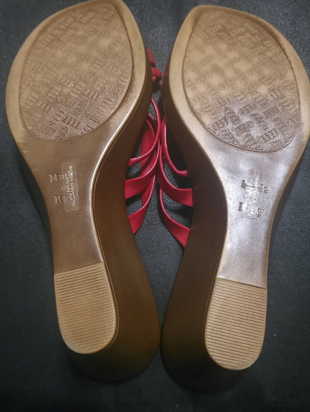 Italian Shoemakers Contesa Red Multi-Strap Sandals w/ Silver Accents Size 10M - Picture 7 of 9